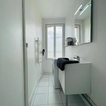 Charmante Maison A Etages Spacieux - 435
